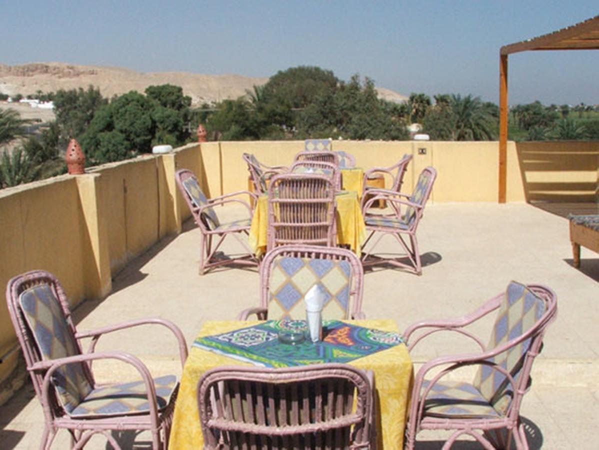 Pharaohs Hotel Luxor Exterior foto